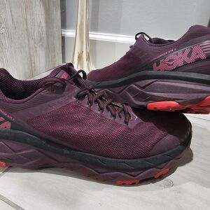 Hoka Challenger Atr 5 Womens Burgundy and Red Trail Running Shoes Size 10.5